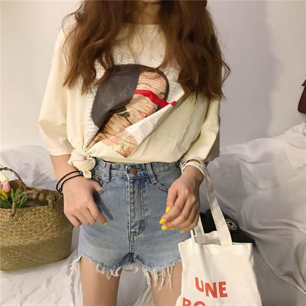 Blugi de dama cu talie inalta si motive rupte