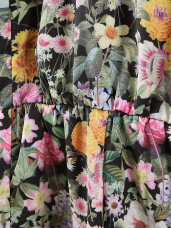 Rochie de dama de primavara cu decolteu spitz, maneci lungi si model floral