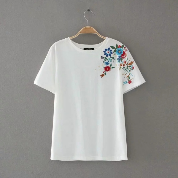 Tricou casual dama alb cu broderie florala