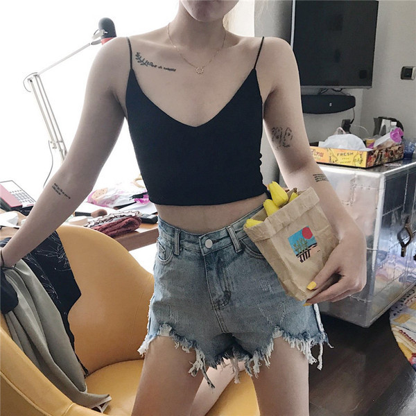 Ženske kratke traperice sa poderanim motivima