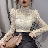 Női alkalmi csipkeblúz pólógallérral