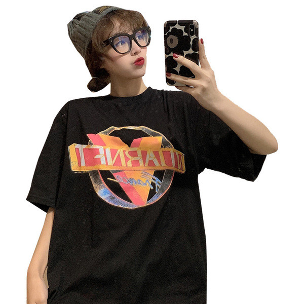 Alkalmi női póló mintával és kerek nyakkivágással - széles modell