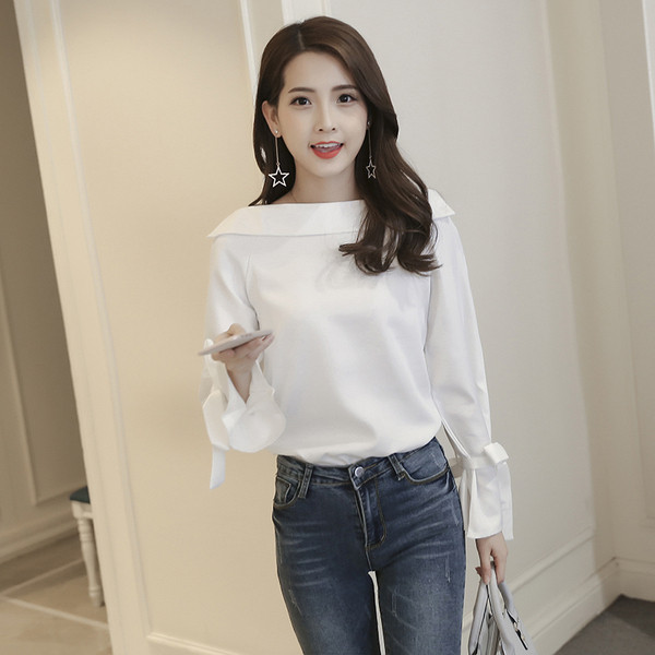 Modern női ing kerek nyakkivágással és lótusz ujjakkal