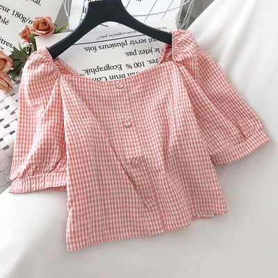 Bluză de damă lată în carouri, cu mâneci scurte și mâneci strânse