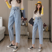 Blugi de dama cu nasturi si talie inalta – model drept