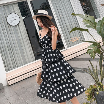 Rochie casual de dama cu bretele subtiri si decolteu spitz cu puncte