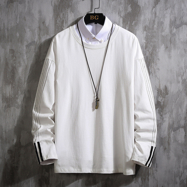 Modern, sima férfi blúz modell, hosszú ujjal és ovális nyakkivágással