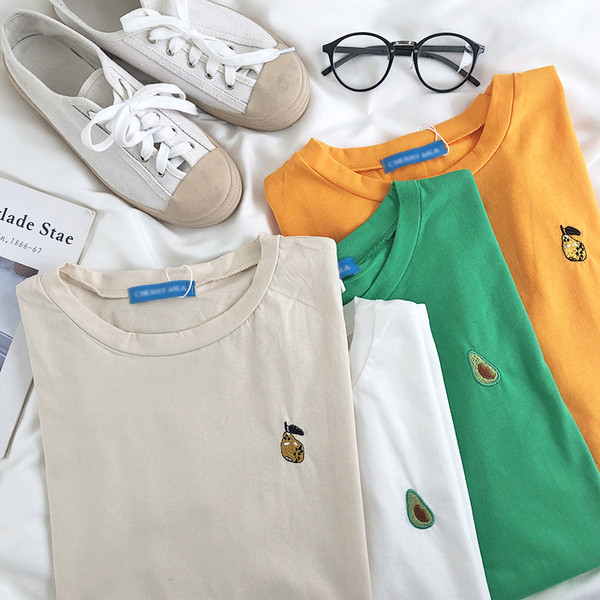 Tricou dama cu broderie si decolteu oval