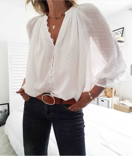 Cămașă modernă de damă cu decolteu în V adânc și șifon