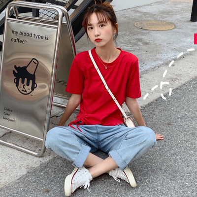 Női póló rövid ujjal és nyakkendővel