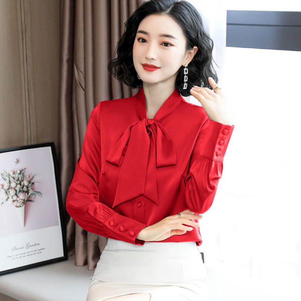 Cămașă de damă de ultimă generație cu panglică și nasturi