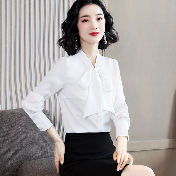 Cămașă de damă de ultimă generație cu panglică și nasturi