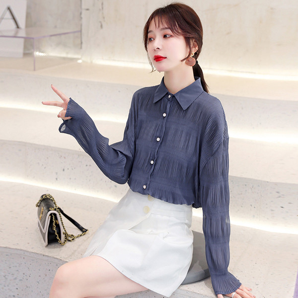 Дамска риза с класическа яка и копчета - широк модел