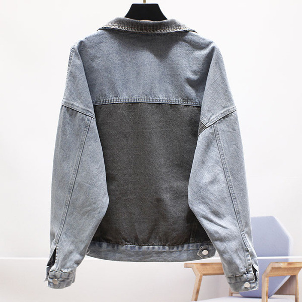 Geaca de dama model NOU din denim cu buzunare si guler clasic