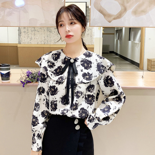 Cămașă casual de damă cu model floeal și panglică