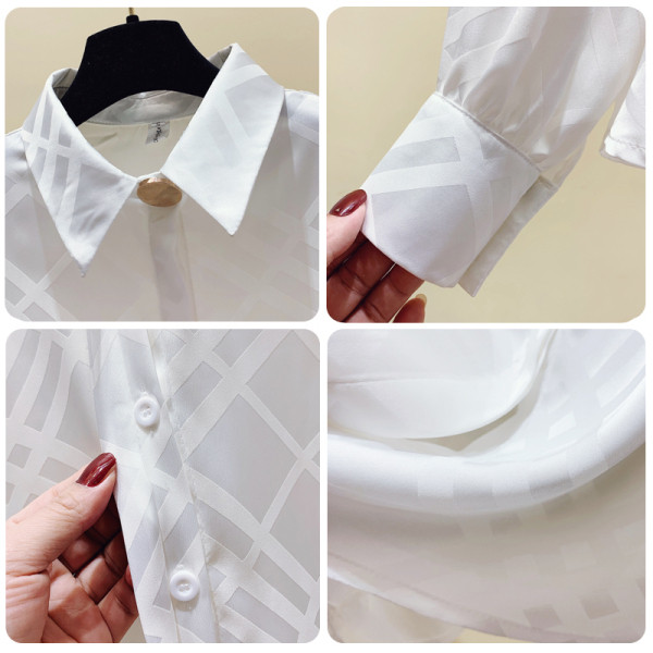 Cămașă de damă elegantă, cu guler clasic și element metalic