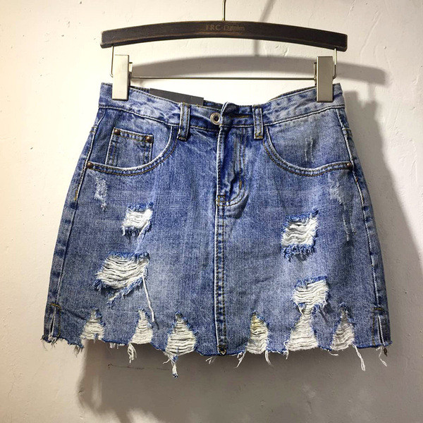 Fusta de dama casual din denim cu motive rupte