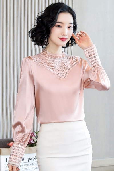 Ženska svilena bluza s niskom kragnom i dugim rukavima