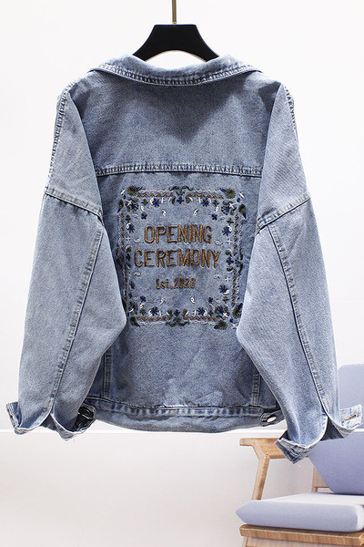 ÚJ modell női modern farmerdzseki hímzéssel és felirattal