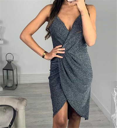 Rochie elegantă de damă, cu decolteu spitz și bretele subțiri