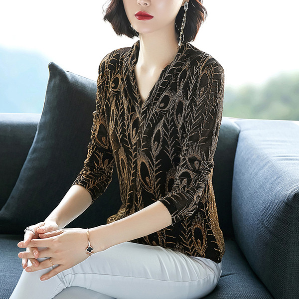 Naiste V-kaelusega ja pikkade varrukatega pluus