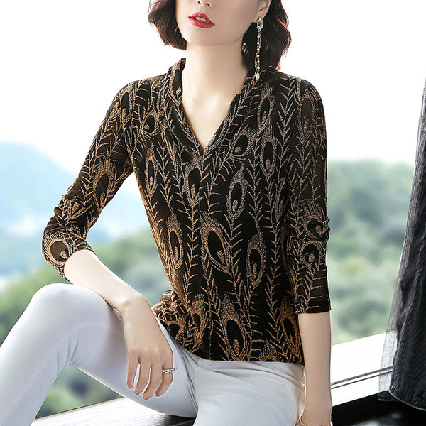 Naiste V-kaelusega ja pikkade varrukatega pluus