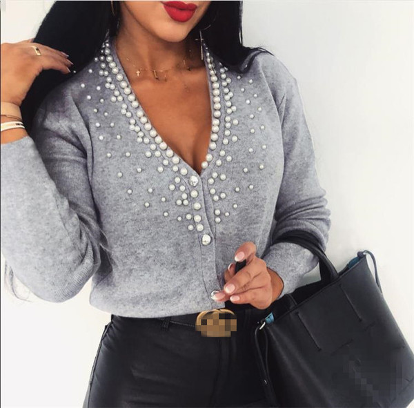 Vestă de primăvară de damă actuală cu decolteu în V și perle