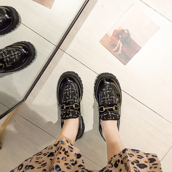 Model nou de mocasini casual dama cu decor metalic