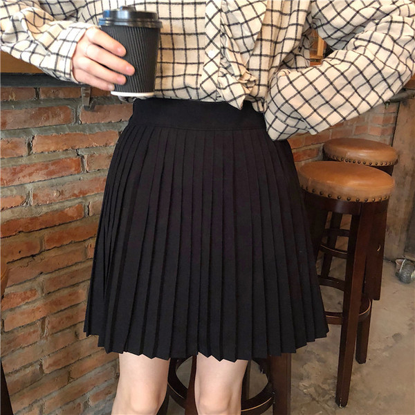 Fusta de dama plisata neagra cu talie inalta