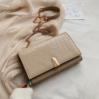 Geantă de damă modernă din piele ecologică cu lanț metalic lung