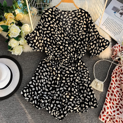 Salopeta de dama eleganta cu talie elastica si maneci scurte