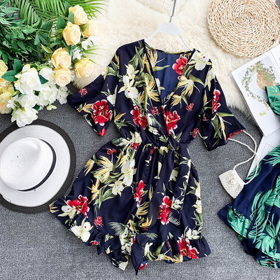 Salopeta de dama eleganta cu talie elastica si maneci scurte