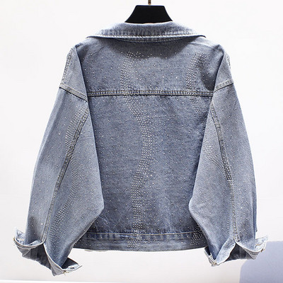 Női alkalmi farmerdzseki gallérral és kövekkel