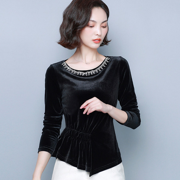 Modern női bársony blúz gyöngyökkel és kerek nyakkivágással