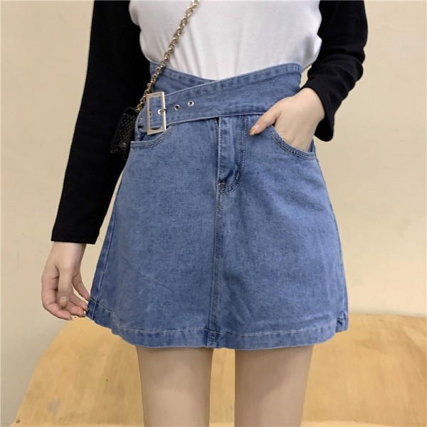 Magas derekú farmernadrág magas derékkal