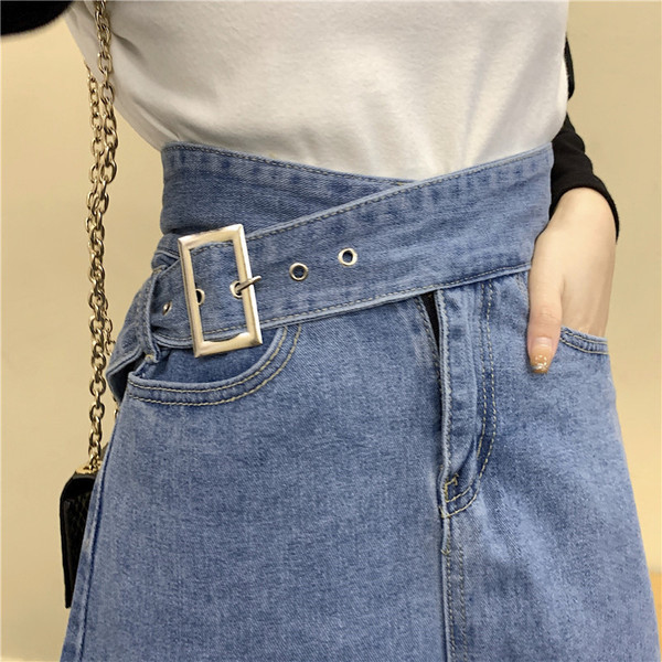 Magas derekú farmernadrág magas derékkal