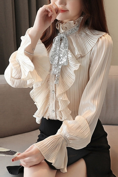 Cămașă elegantă de damă cu guler înalt și bucle