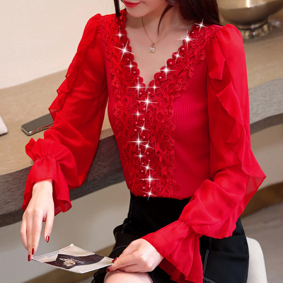 Cămașă elegantă de damă cu perle și decolteu spitz