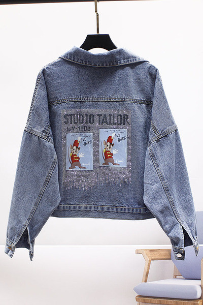 Jachetă de damă modernă scurtă din denim cu inscripție și aplicație