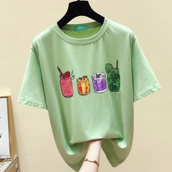 Modern női blúz rövid ujjal és ovális nyakkivágással