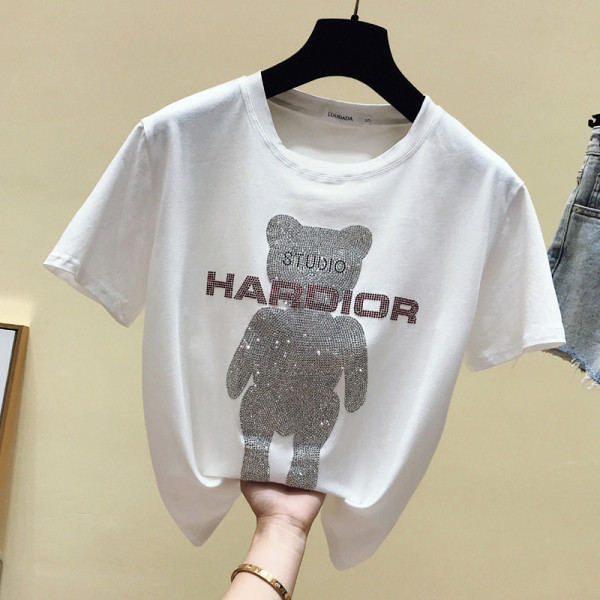 Modern női blúz mackóval és kövekkel