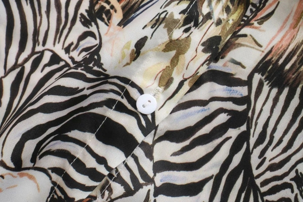 Színes női hosszú ing klasszikus gallérral