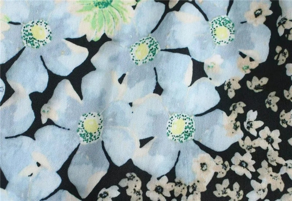 Ежедневна цветна дамска рокля с къс ръкав и овално деколте