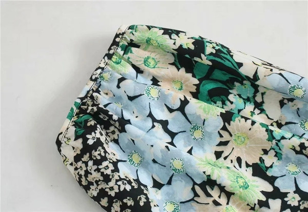 Ежедневна цветна дамска рокля с къс ръкав и овално деколте