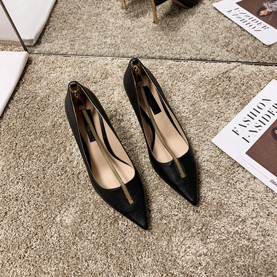 Elegantne ženske cipele s patentnim zatvaračem i tankom petom