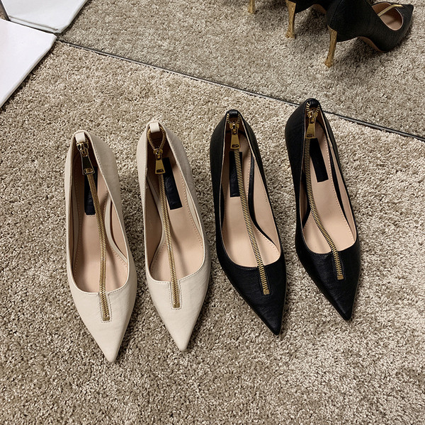 Elegantne ženske cipele s patentnim zatvaračem i tankom petom