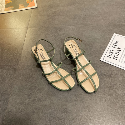 Modern női szandál 5 cm vastag sarokkal