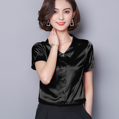 Női selyem ing klasszikus gallérral és rövid ujjal