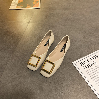 Ženske casual cipele s ravnim potplatom i metalnim elementom