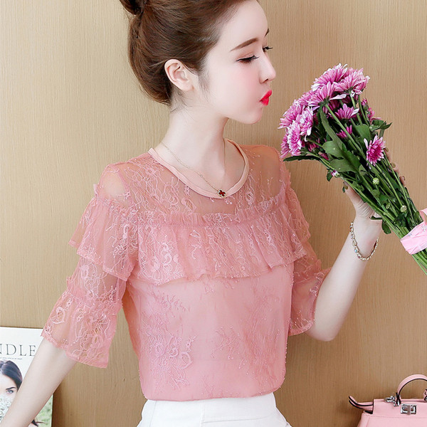 Modern női blúz 3/4-es ujjal és kerek nyakkivágással